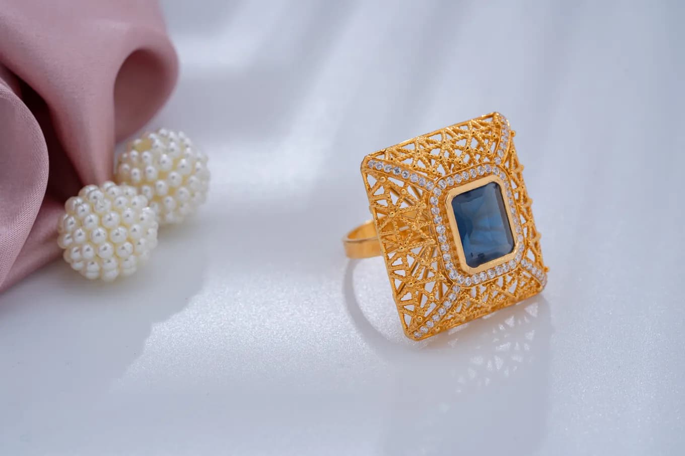 Square Shaped Gold Ring