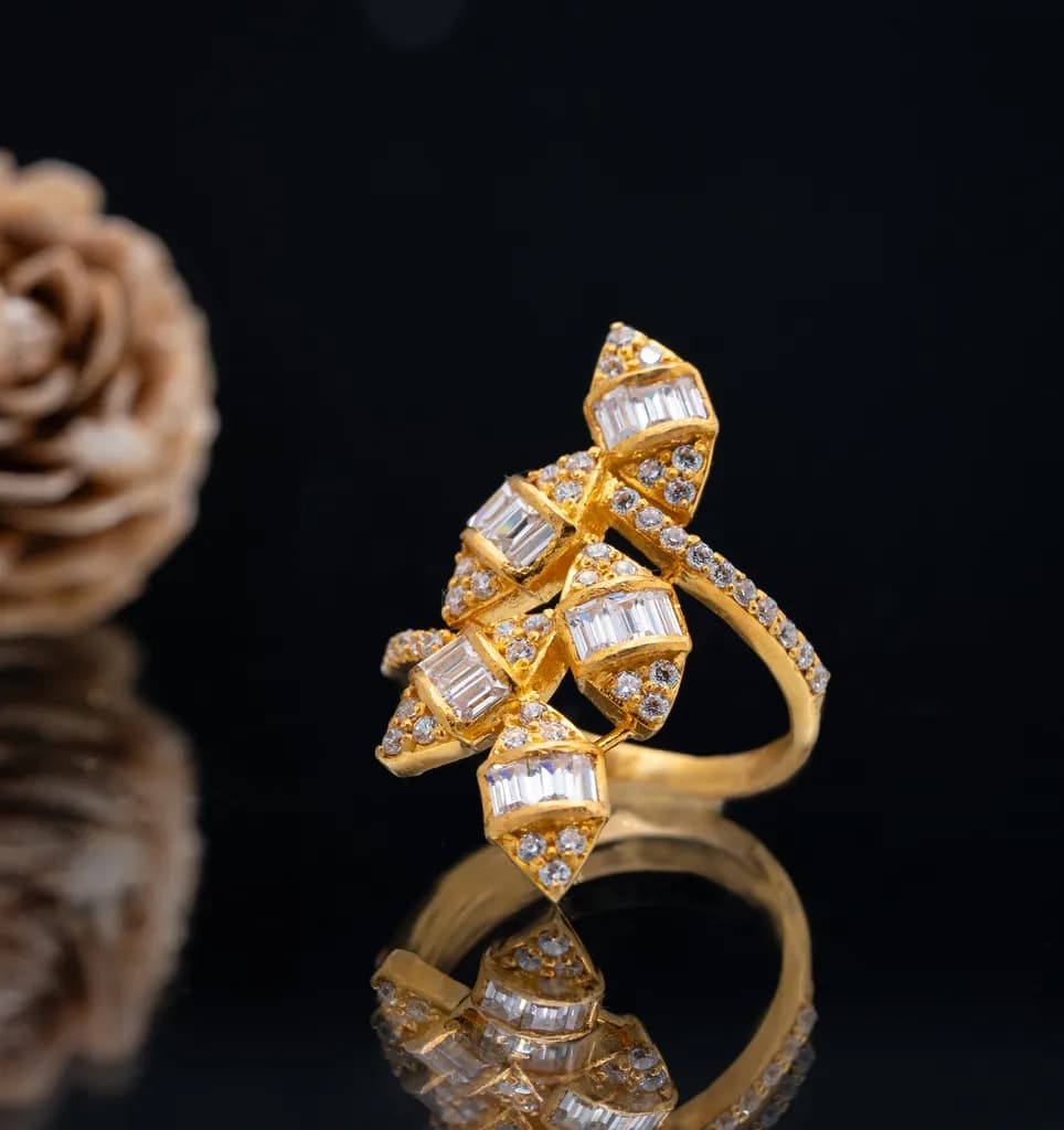 Abstract Women's Gold Ring