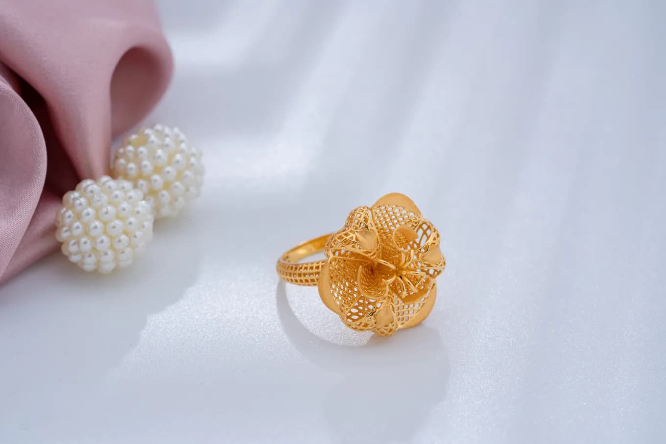 Floral Bloom Gold Ring