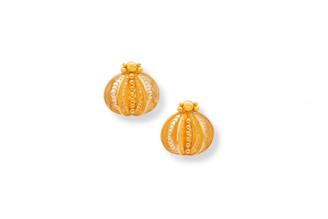 Traditional Gold Studs