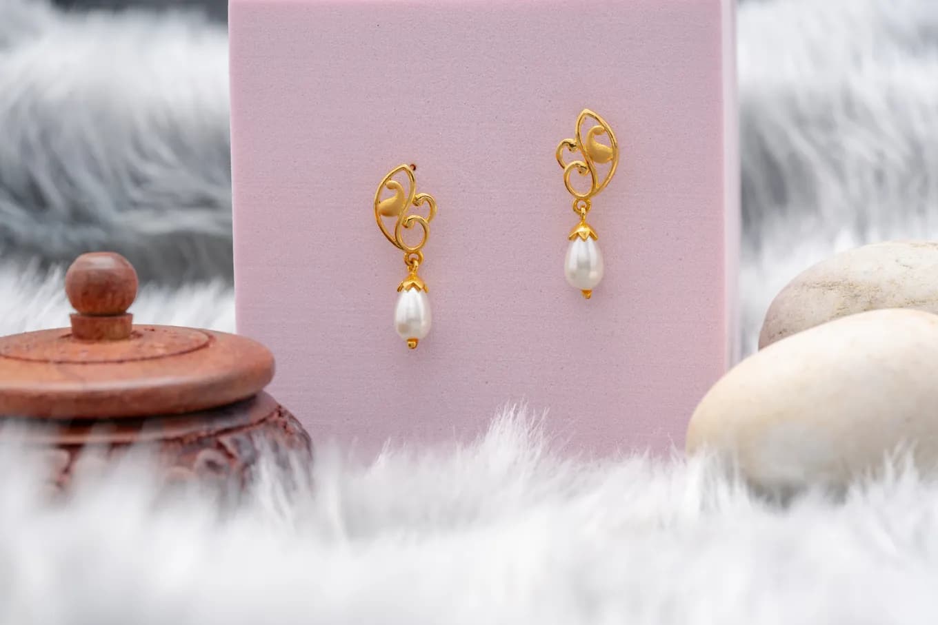 Graceful Gold Earrings