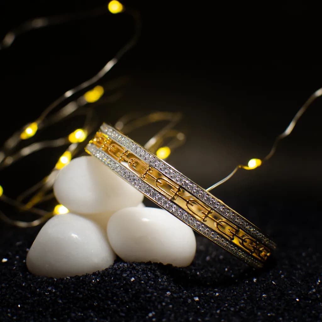 Zircon Studded Silver Bangle