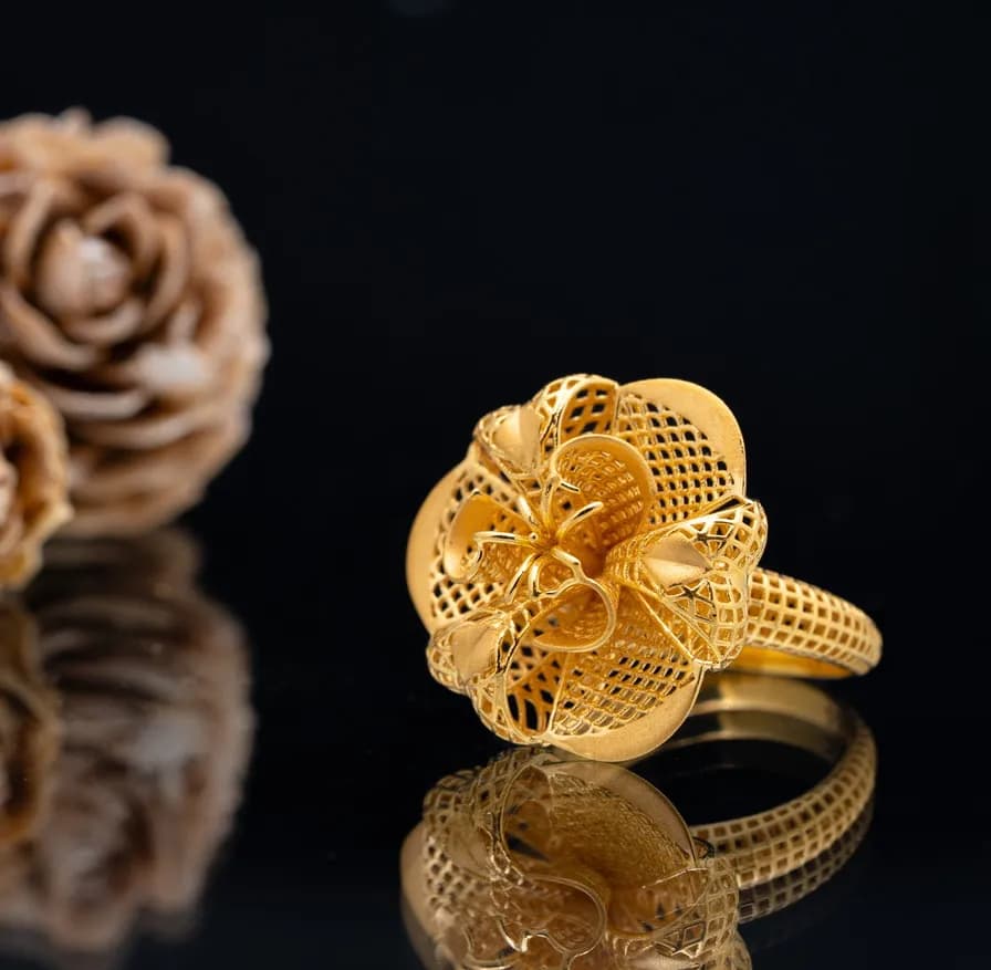 Floral Bloom Gold Ring