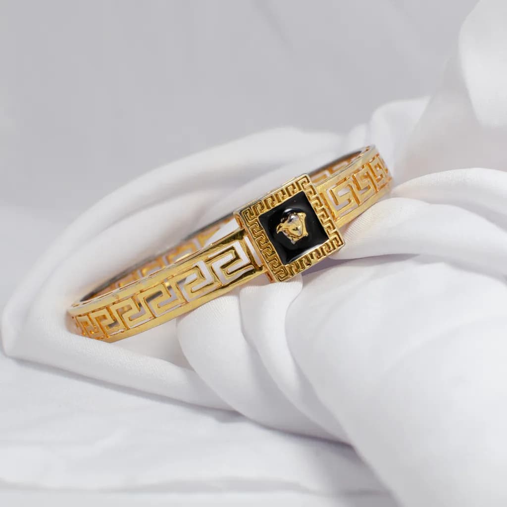 Labyrinth Silver Bangle