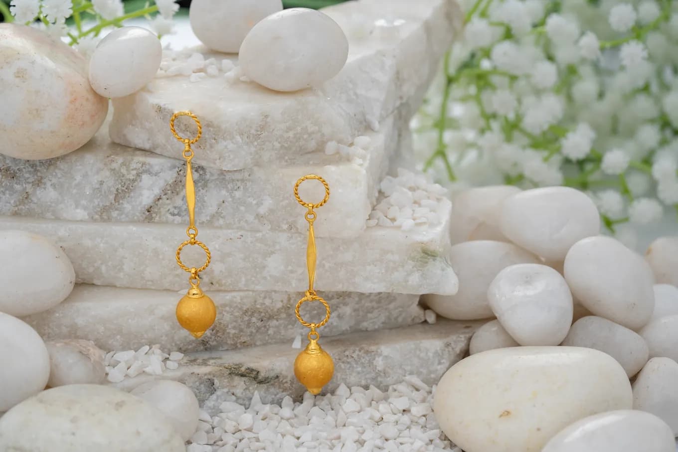 Annular Drop Earrings