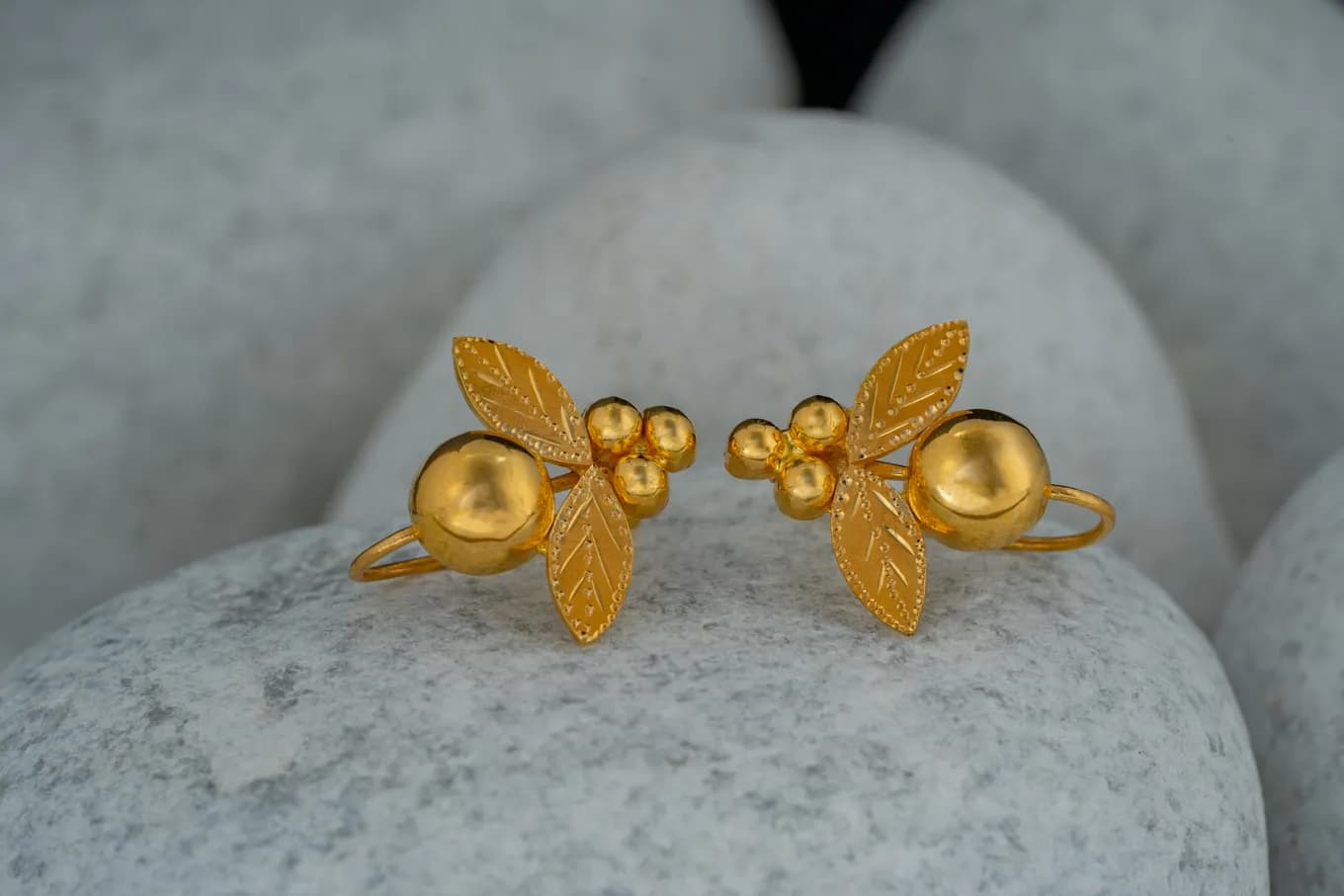 Golden Fly STUD EARRINGS