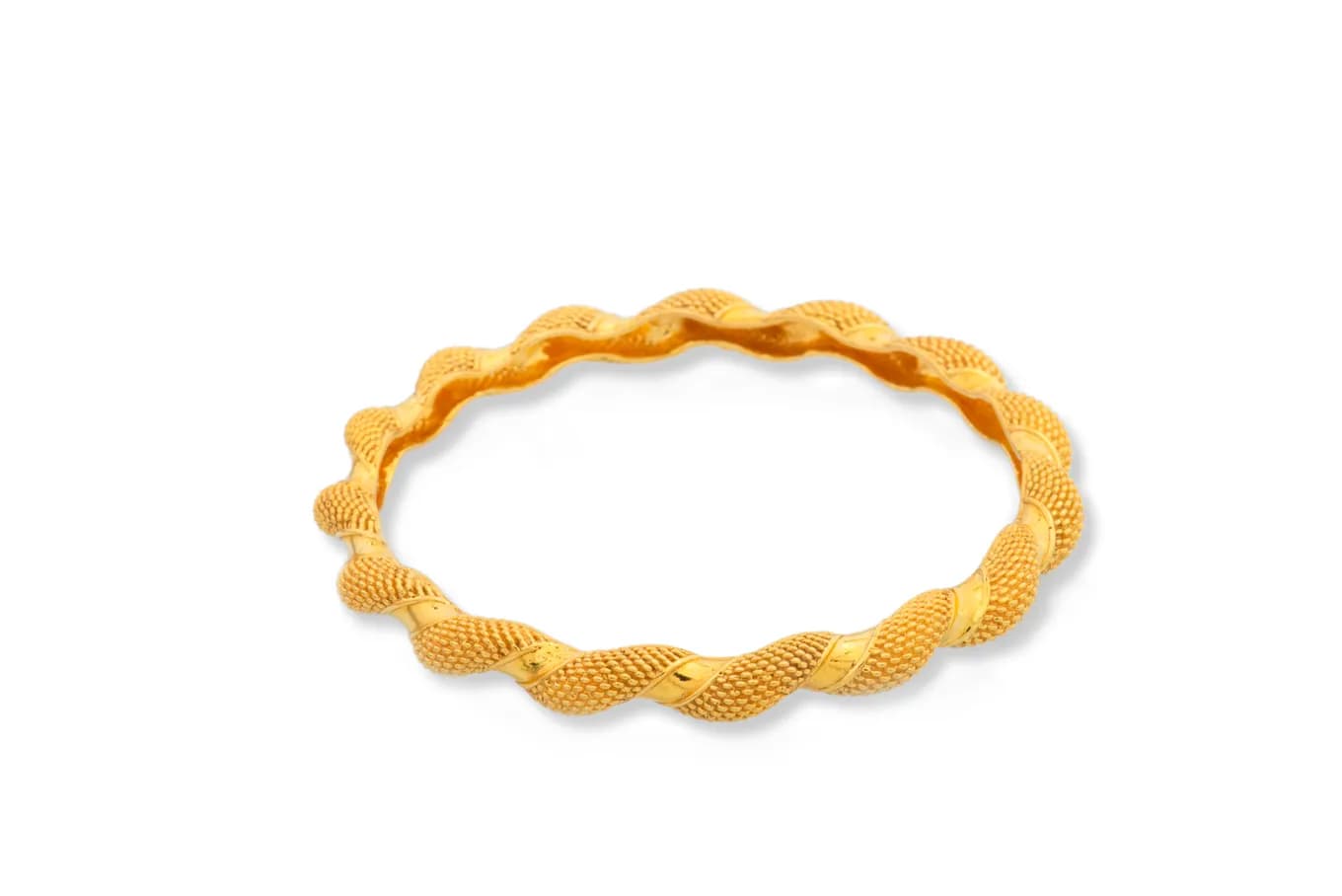 TWISTED GOLD BANGLE