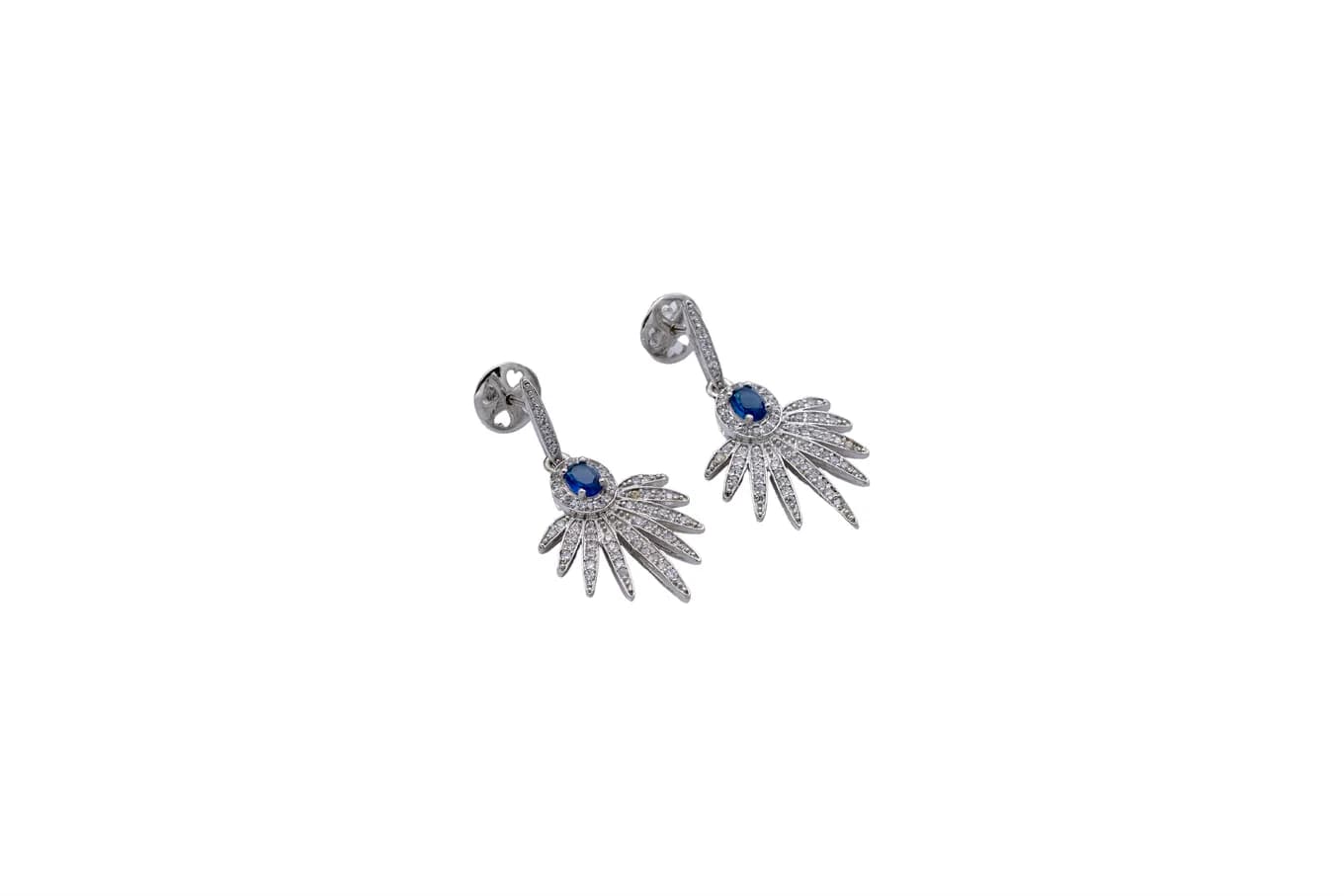 GLOWING SILVER EARRING