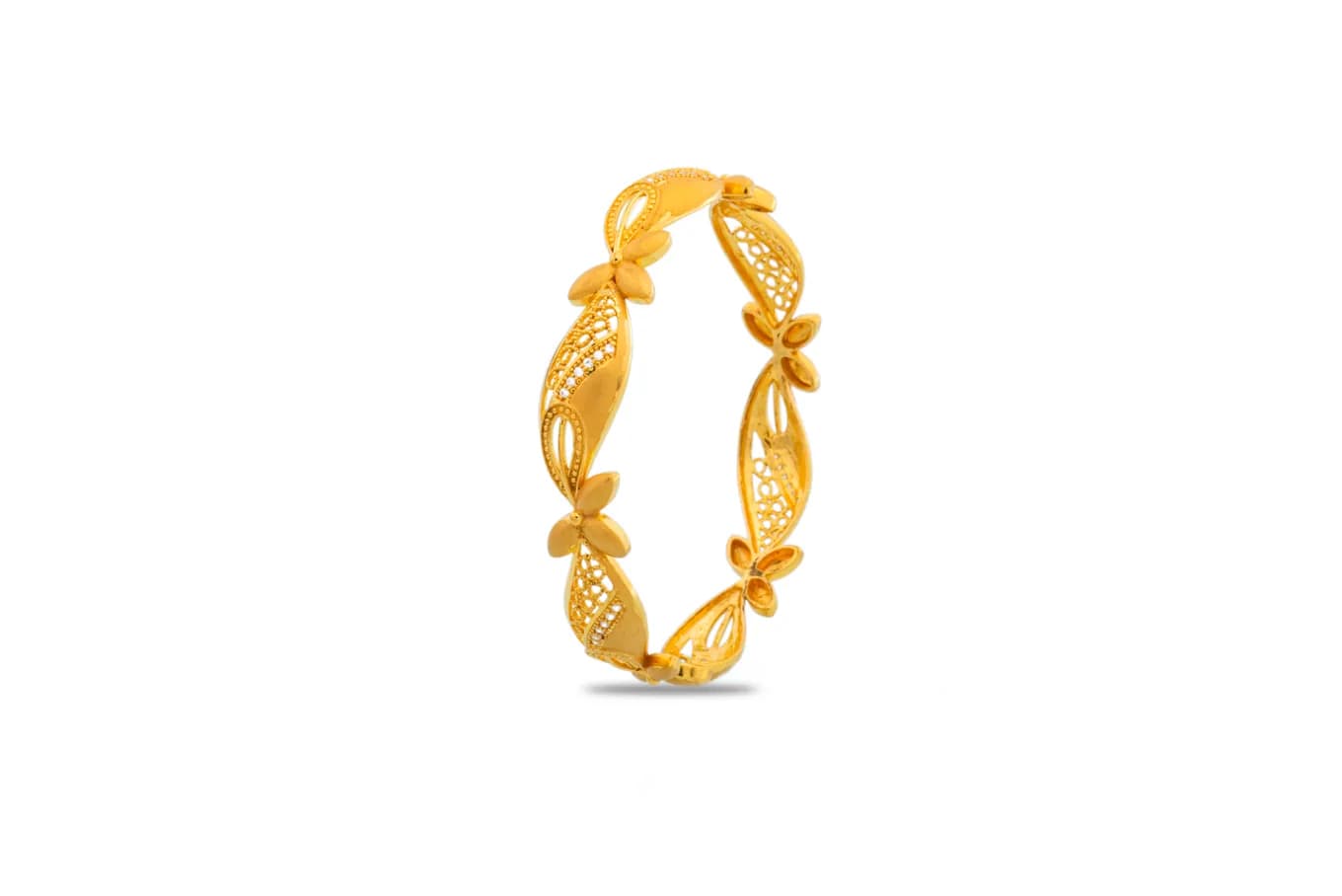 Exquisite Gold Bangle