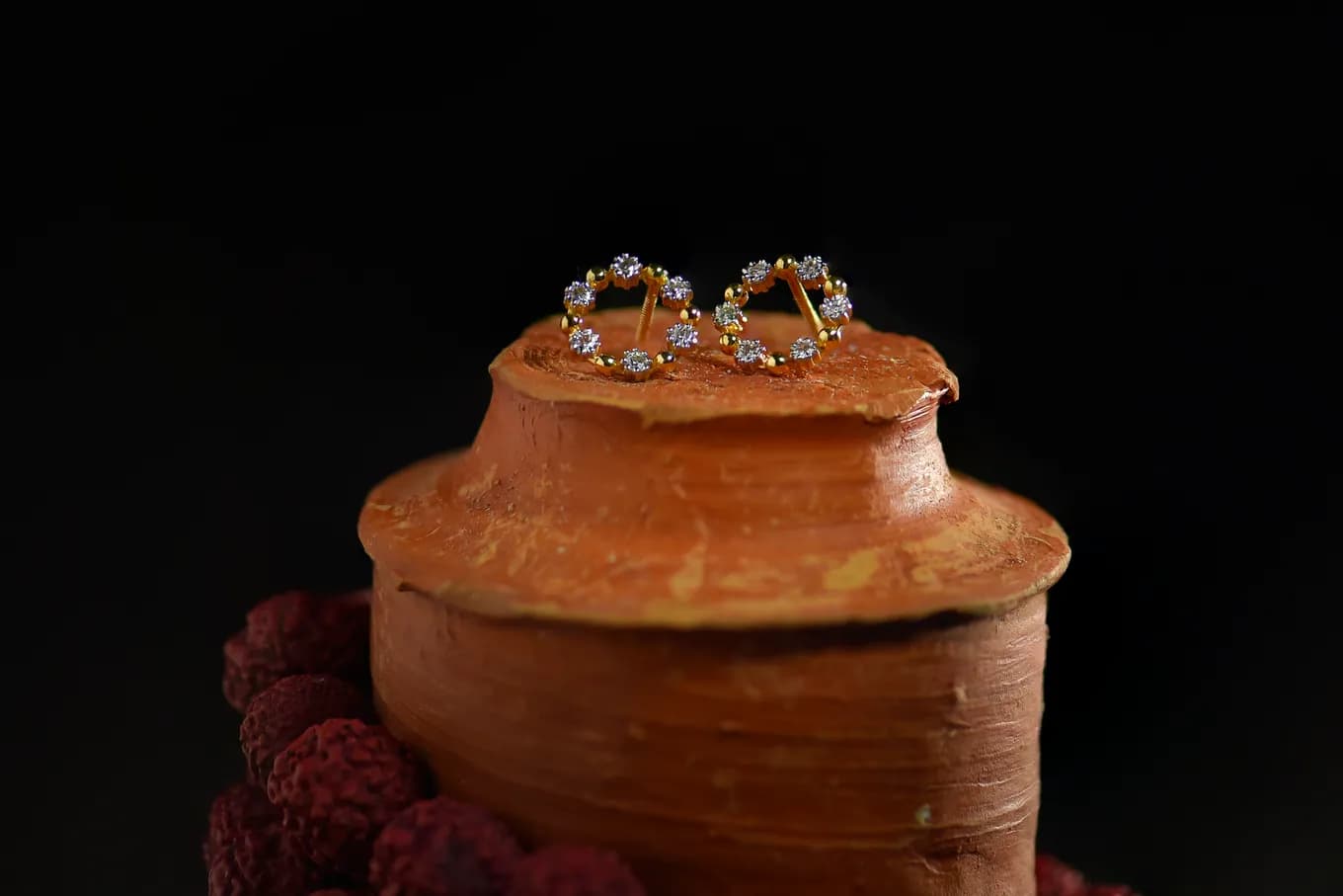 WREATHS OF DIAMOND STUD(18K WITH NATURAL DIAMONDS)