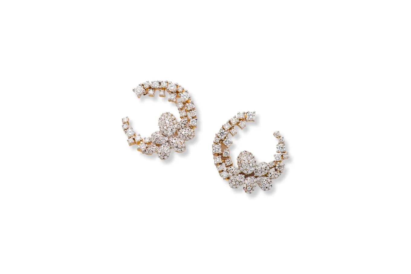 GLITTERING DIAMOND EARRINGS (18K WITH NATURAL DIAMONDS)