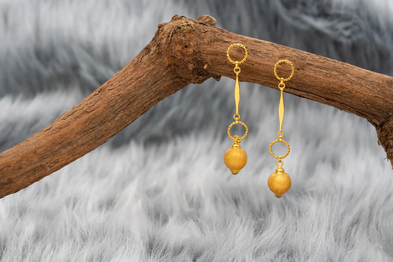 Annular Drop Earrings