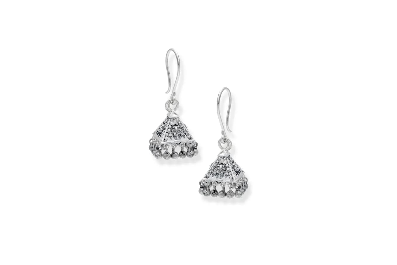 TRIDHA SILVER NECKLACE SET