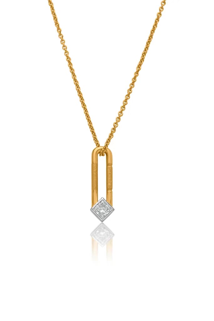APEX DIAMOND PENDANT(18K WITH NATURAL DIAMONDS)