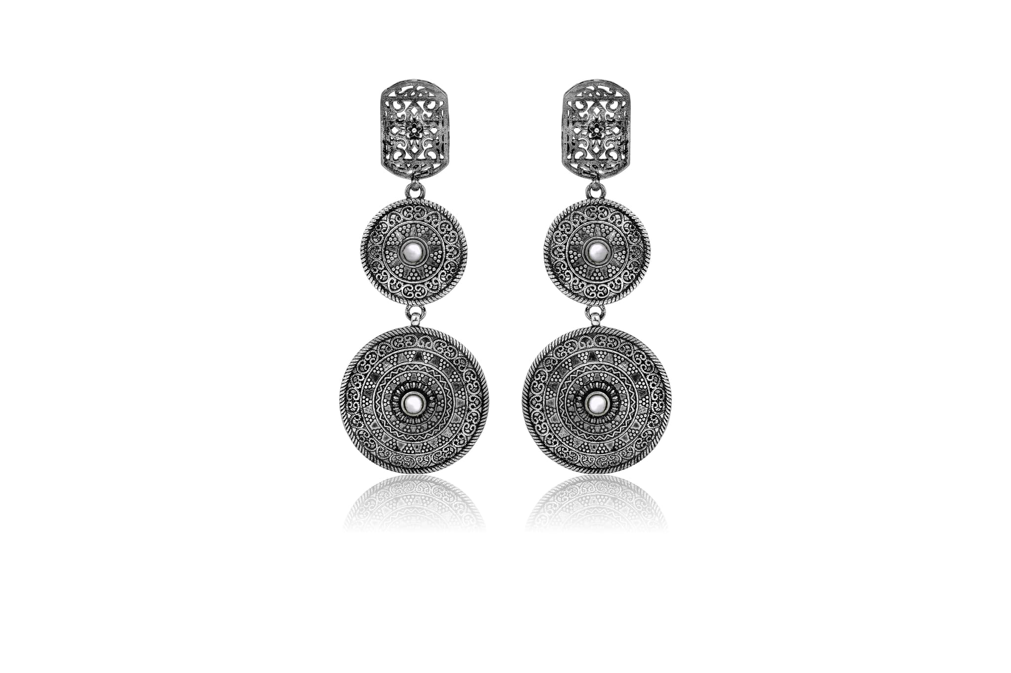 92.5 ELEGANT SILVER DANGLING EARRINGS