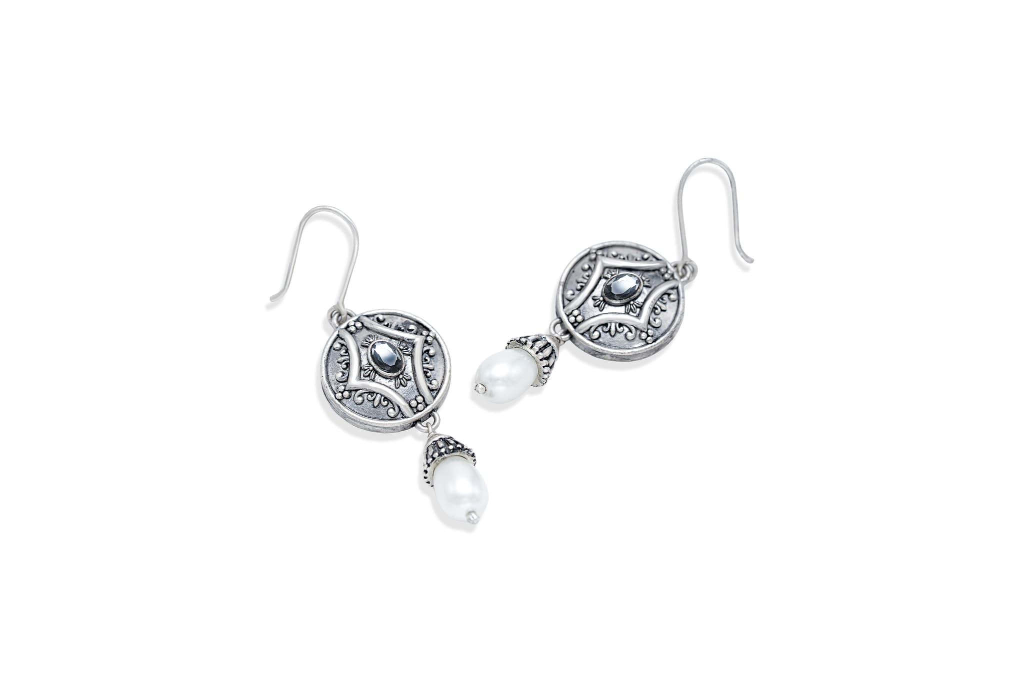 SILVER PEARL DROP EARRINGS