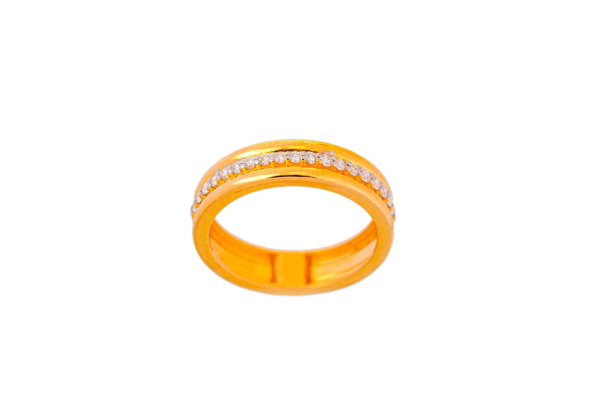 DIAMOND STUDDED BAND RING (18K WITH NATURAL DIAMONDS)