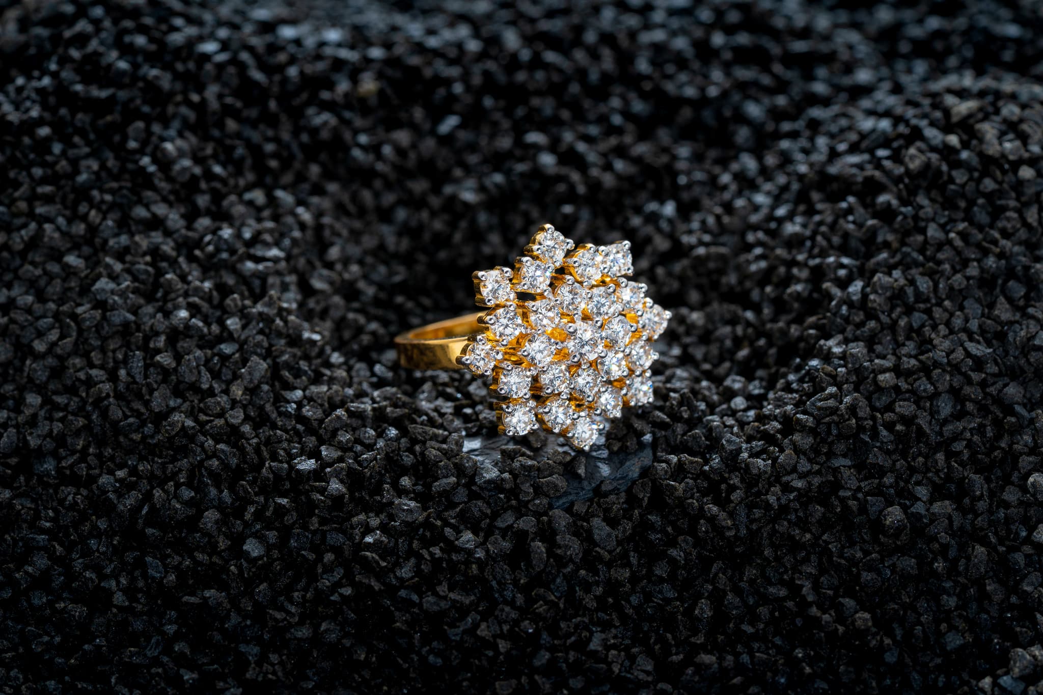 GORGEOUS FLORAL RING (18K WITH  LAB GROWN DIAMONDS)