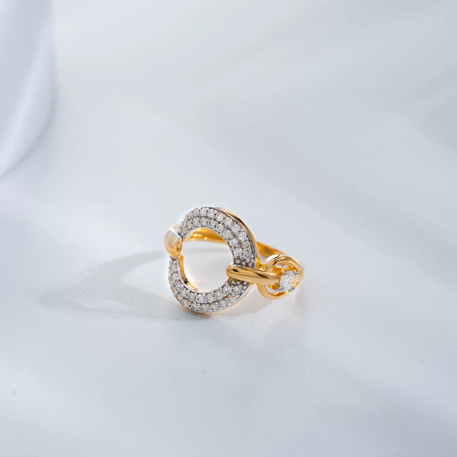 STUNNING DIAMOND SPHERE RING(18K WITH LAB GROWN DIAMONDS)