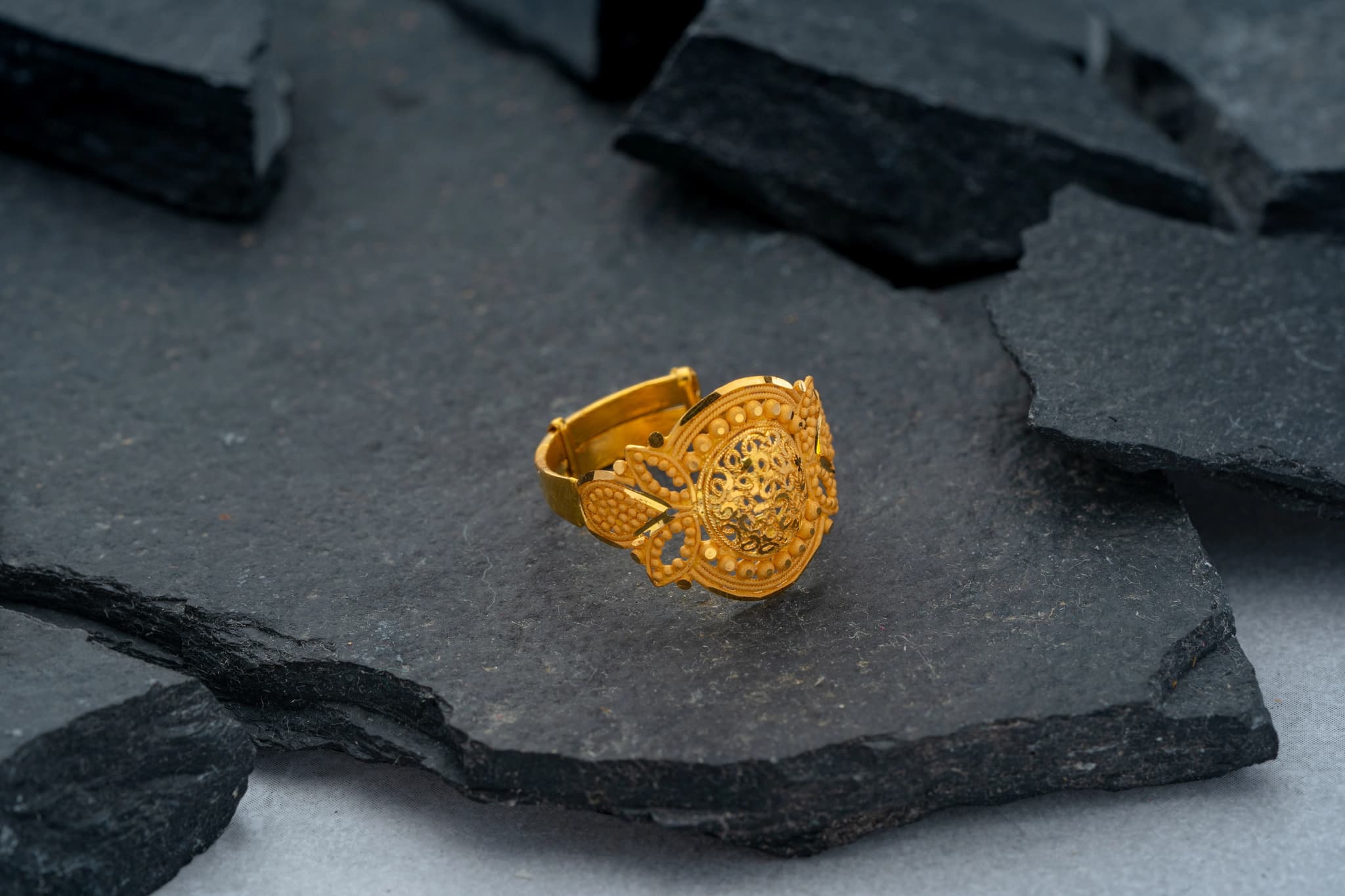 Traditional Gold Ring