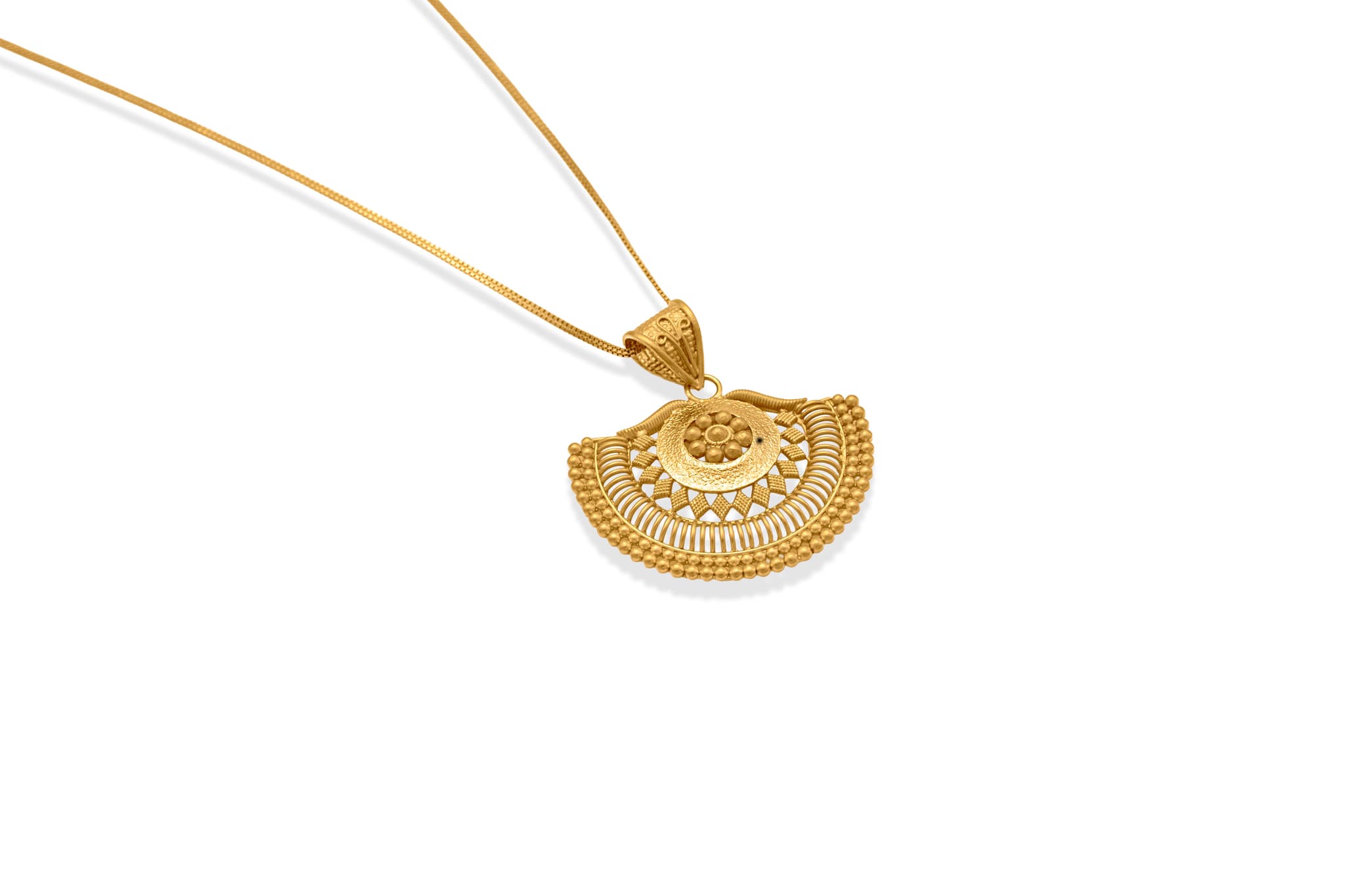 INTRICATE 22K GOLD PENDANT