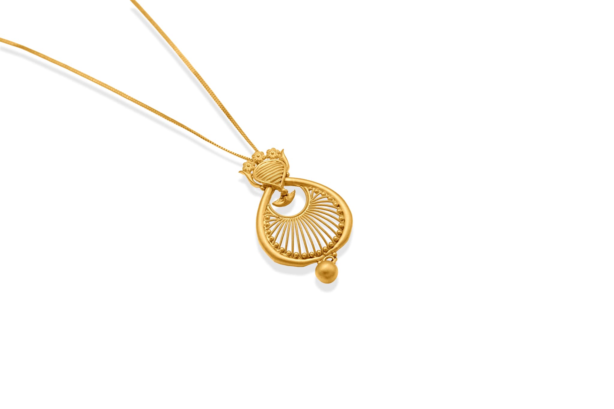 ORNATE 22K GOLD PENDANT