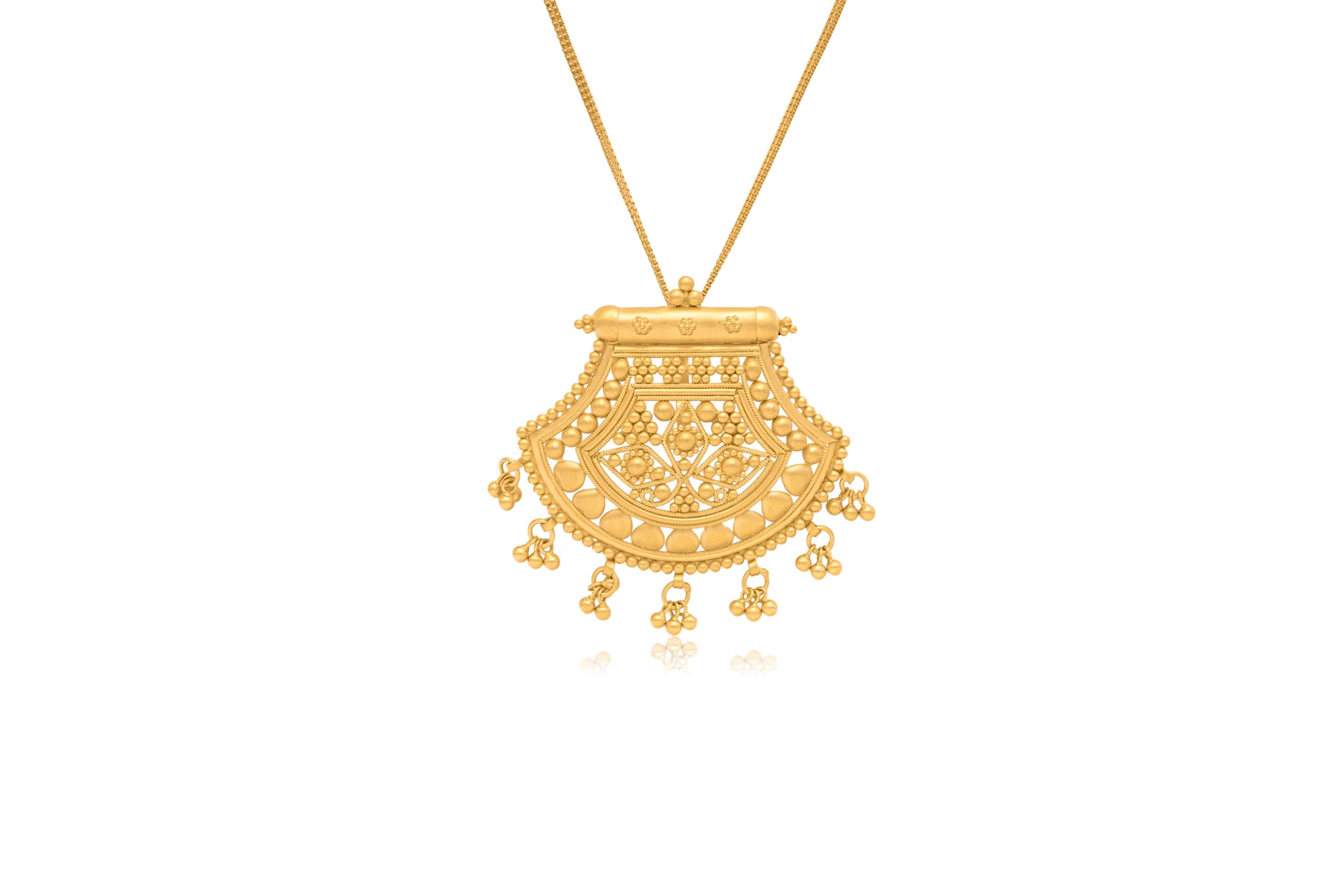CLASSIC 22K GOLD PENDANT
