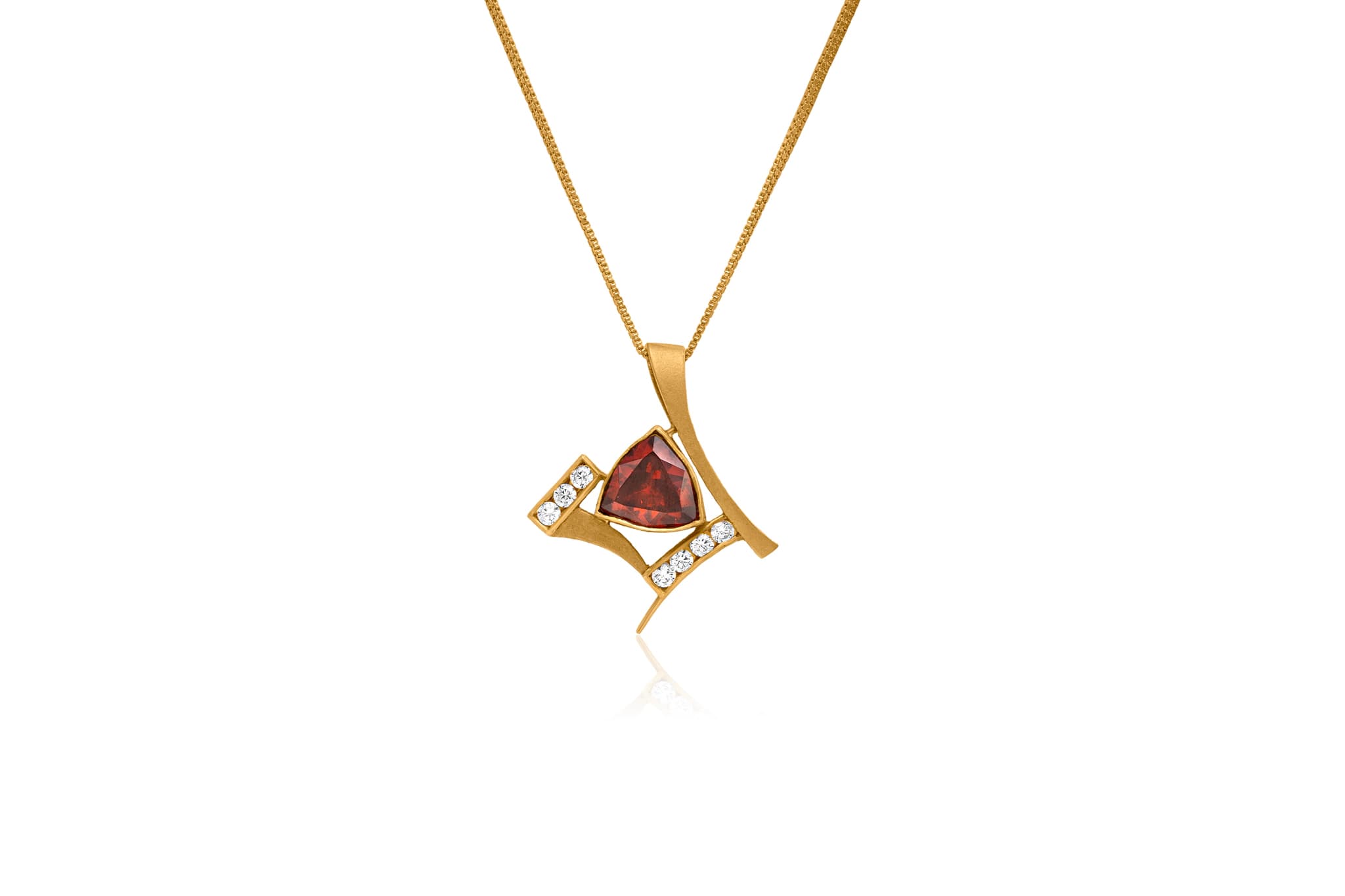 BRIGHT 22K GOLD PENDANT
