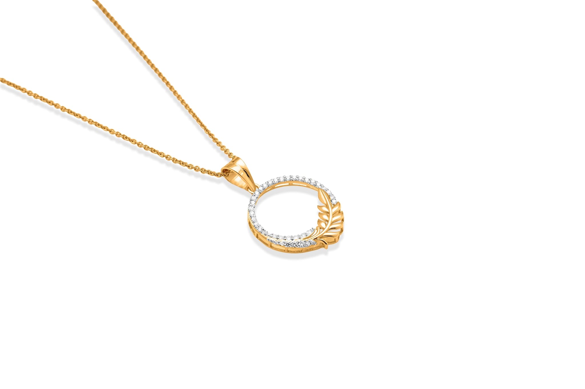 GRACIOUS CIRCULAR DIAMOND PENDANT (18K WITH NATURAL DIAMONDS)