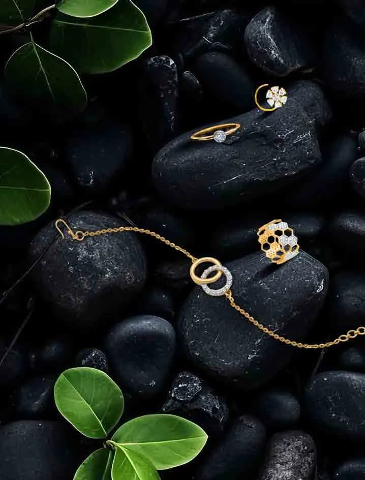 Timeless trinket