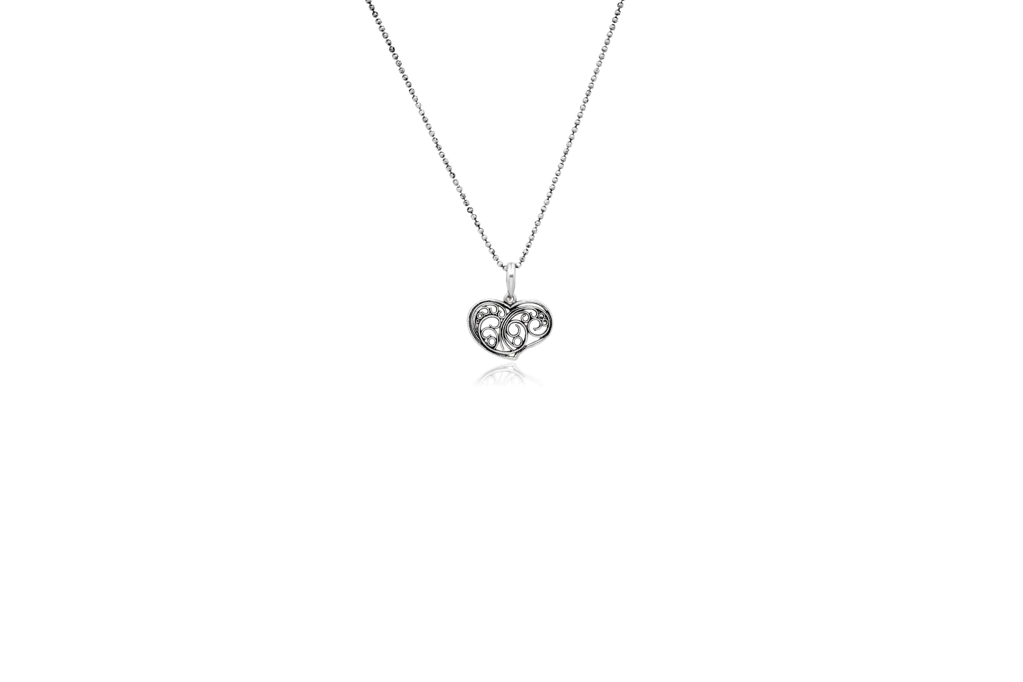 CUTE SILVER HEART PENDANT