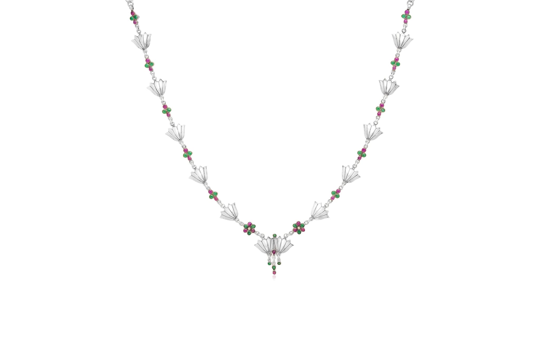SILVER PADMA HAAR