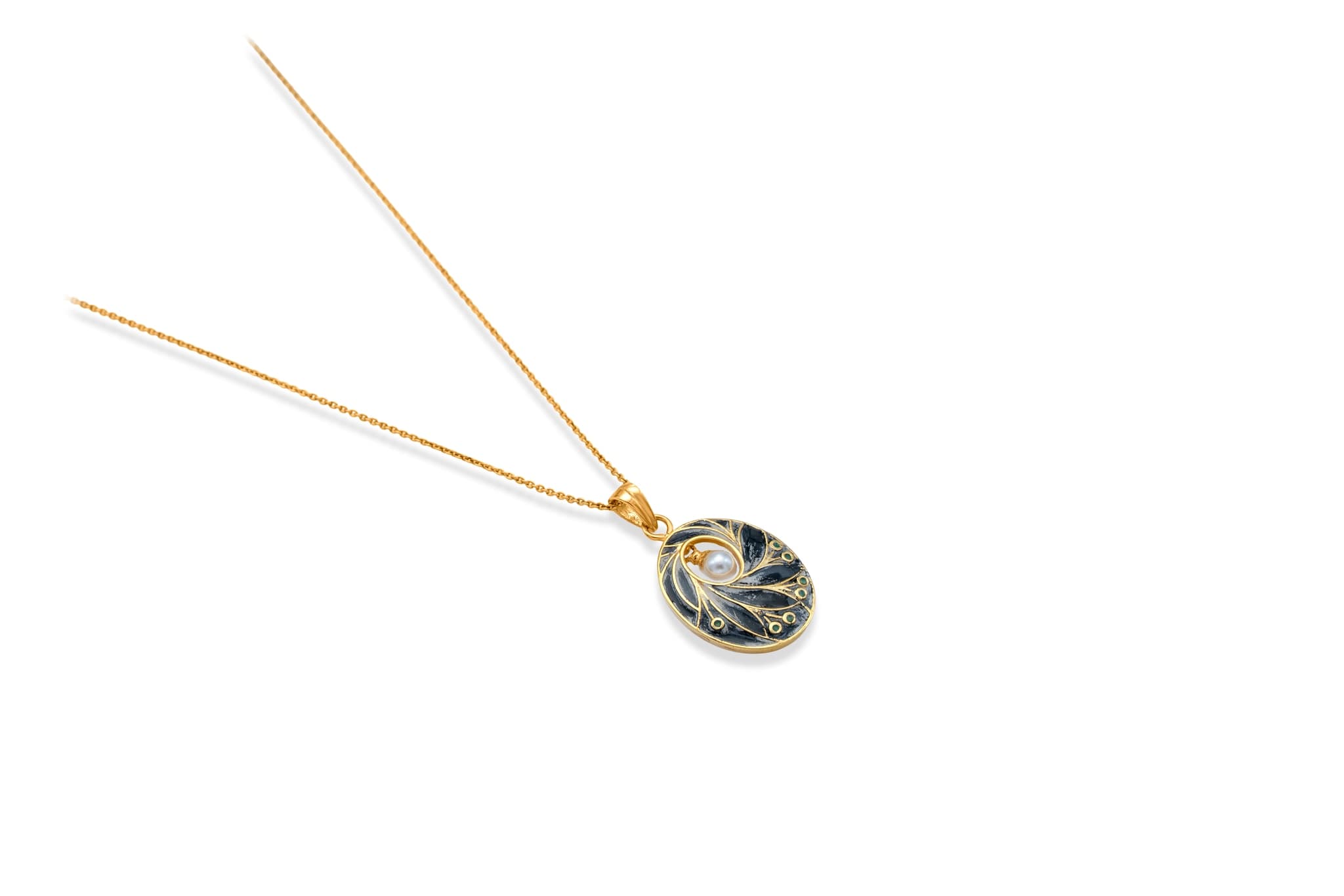 RADIANT AURA SILVER PENDANT