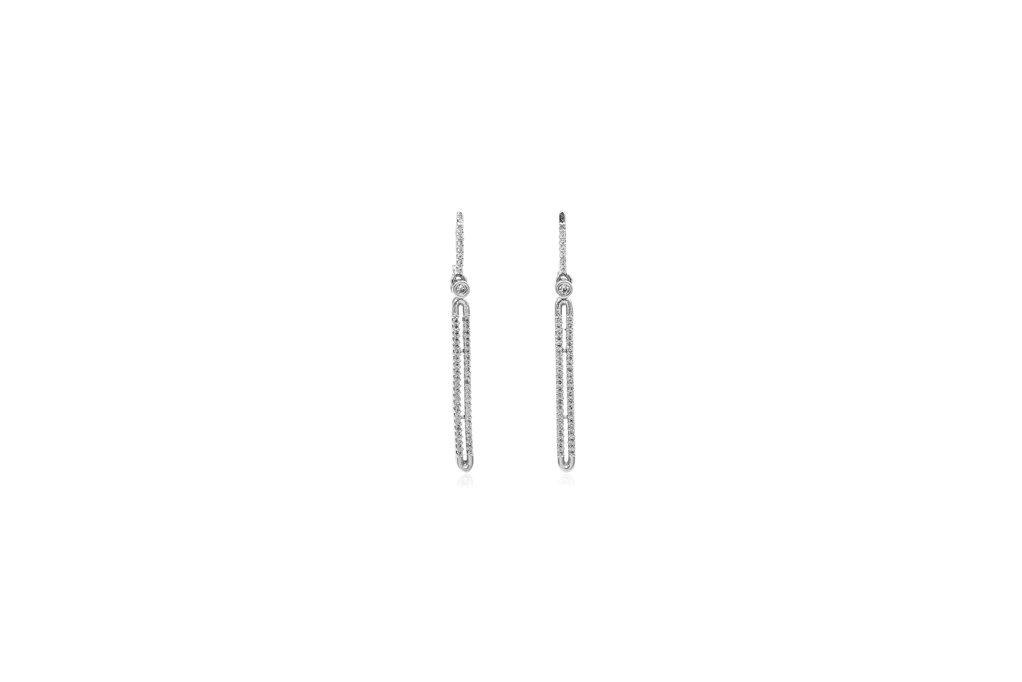 SPARKLING SLEEK SILVER EARRINGS