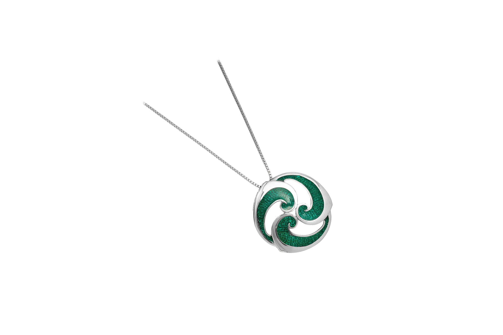 SILVER TRISKELION PENDANT SET