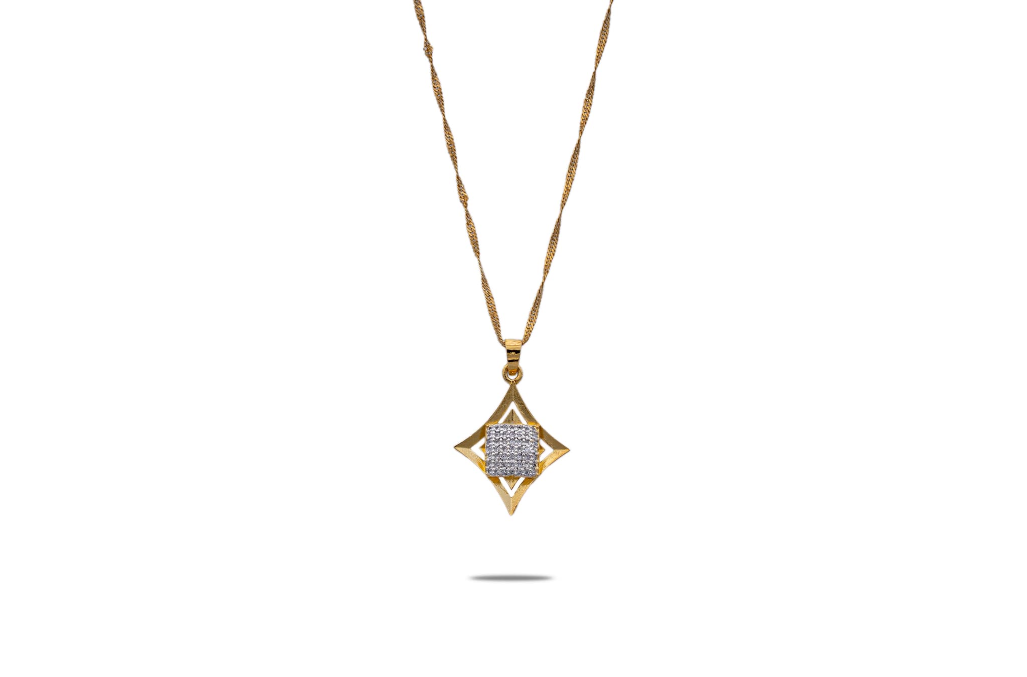 STUDDED RHOMBUS SILVER PENDANT SET