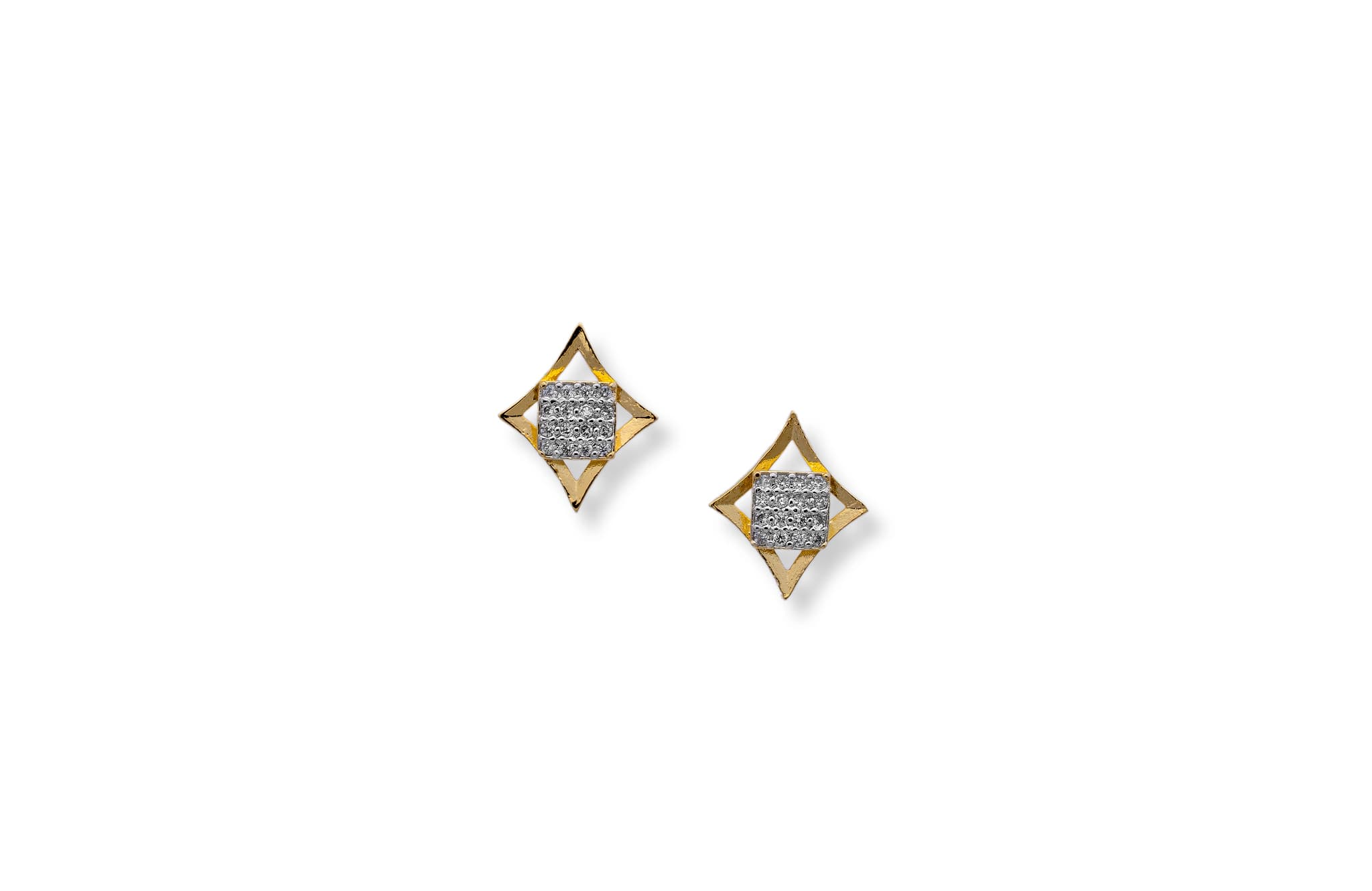 STUDDED RHOMBUS SILVER PENDANT SET