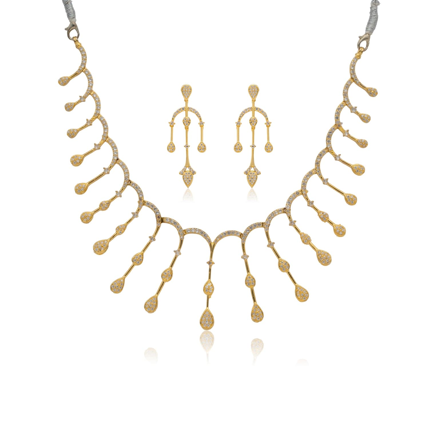 INFINITE LUSTRE SILVER NECKLACE SET